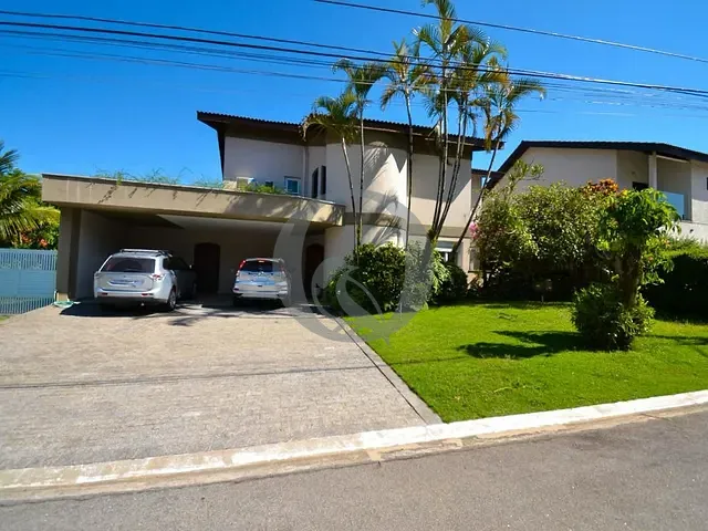 Casa com 850m² 4 quartos e 5 banheiros, à venda, no bairro Alphaville em Santana de Parnaíba