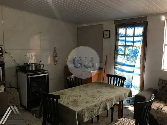 Casa 1 quarto e 2 banheiros, à venda, no bairro Fragata em Pelotas