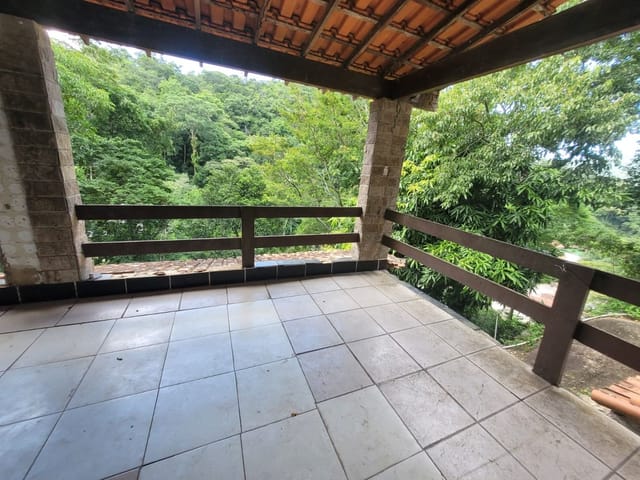 Casa com 750m² 3 quartos e 3 banheiros, à venda, no bairro Serra Grande em Niterói