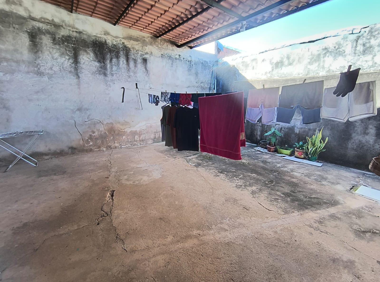 Casa à venda com 3 quartos, 180m² - Foto 17