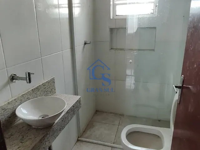 Casa para alugar, no bairro Jardim Myrna em São Paulo