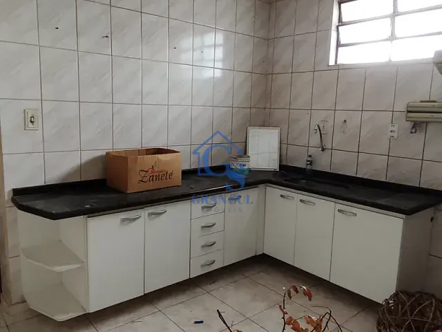 Casa para alugar, no bairro Jardim Myrna em São Paulo