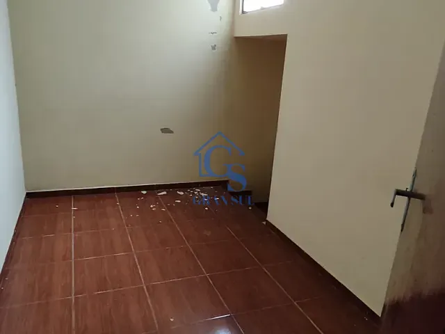 Casa para alugar, no bairro Jardim Myrna em São Paulo