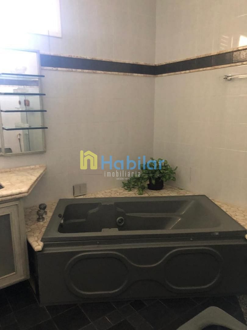 Casa à venda com 4 quartos, 284m² - Foto 10