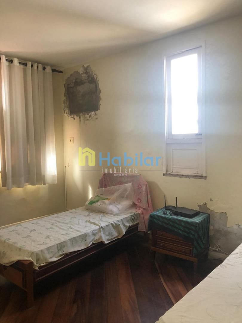 Casa à venda com 4 quartos, 284m² - Foto 17