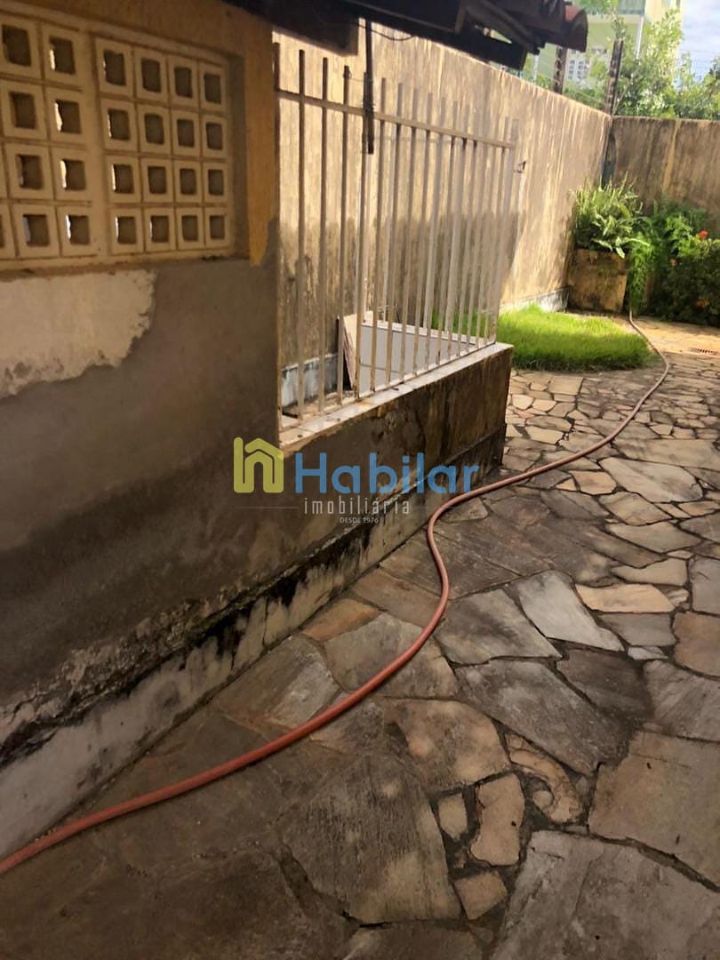 Casa à venda com 4 quartos, 284m² - Foto 8