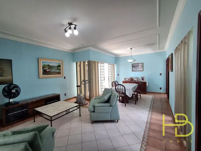 Casa 4 quartos e 2 banheiros, à venda, no bairro Wanel Ville em Sorocaba