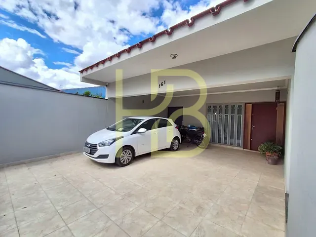 Casa 4 quartos e 2 banheiros, à venda, no bairro Wanel Ville em Sorocaba