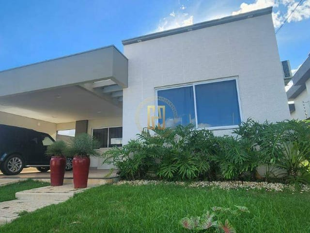 Casa com 572m², à venda, no bairro Parque dos Ingás em Nova Mutum