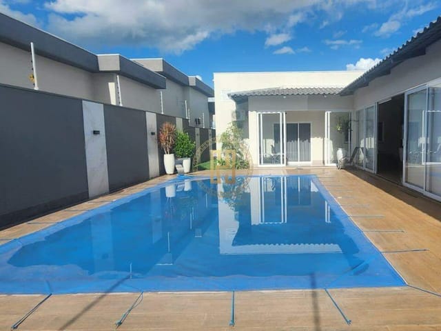 Casa com 572m², à venda, no bairro Parque dos Ingás em Nova Mutum
