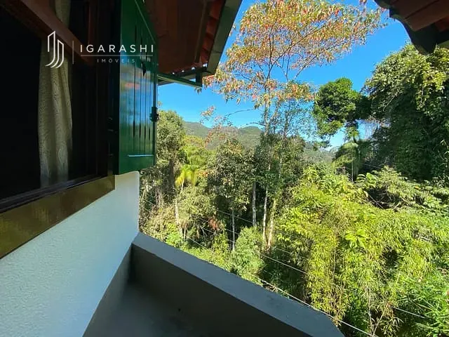 Casa com 1808m² 3 quartos e 5 banheiros, à venda, no bairro Mury em Nova Friburgo