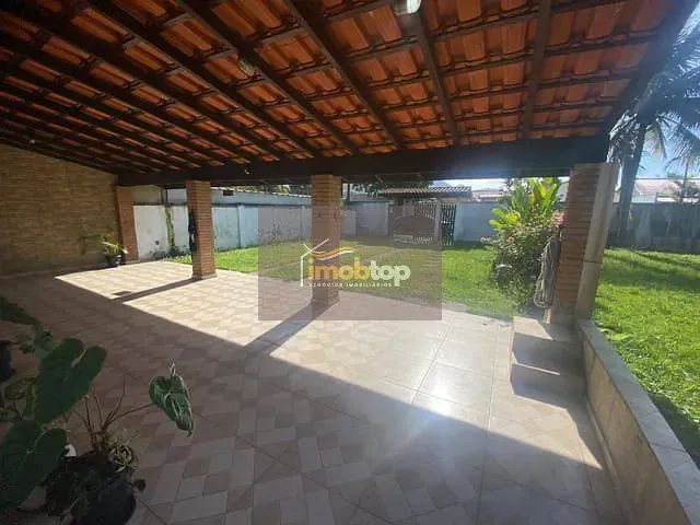 Casa com 300m² 3 quartos e 2 banheiros, à venda, no bairro Jardim do Sol em Caraguatatuba