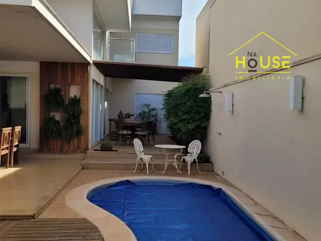 Casa com 460m², à venda, no bairro Residencial Jardins Athenas em Votuporanga