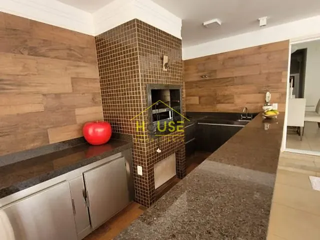 Casa com 460m², à venda, no bairro Residencial Jardins Athenas em Votuporanga