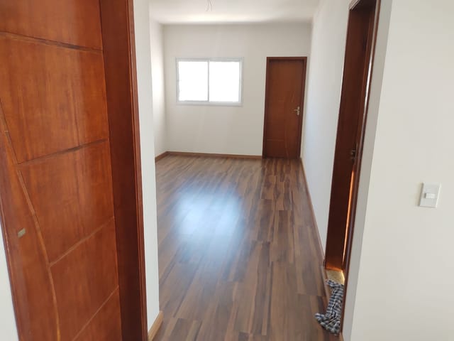 Casa com 300m² 4 quartos e 5 banheiros, à venda, no bairro Pinheiro em Valinhos