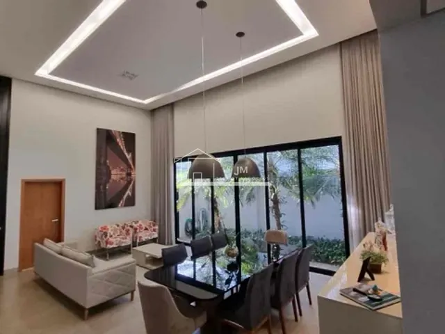 Casa 3 quartos e 5 banheiros, à venda, no bairro Granja Marileusa em Uberlândia
