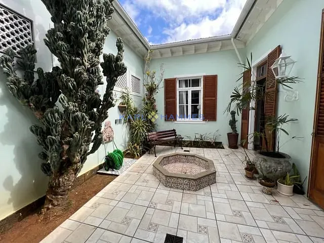 Casa com 4000m² 9 quartos e 7 banheiros, à venda, no bairro Centro em Petrópolis