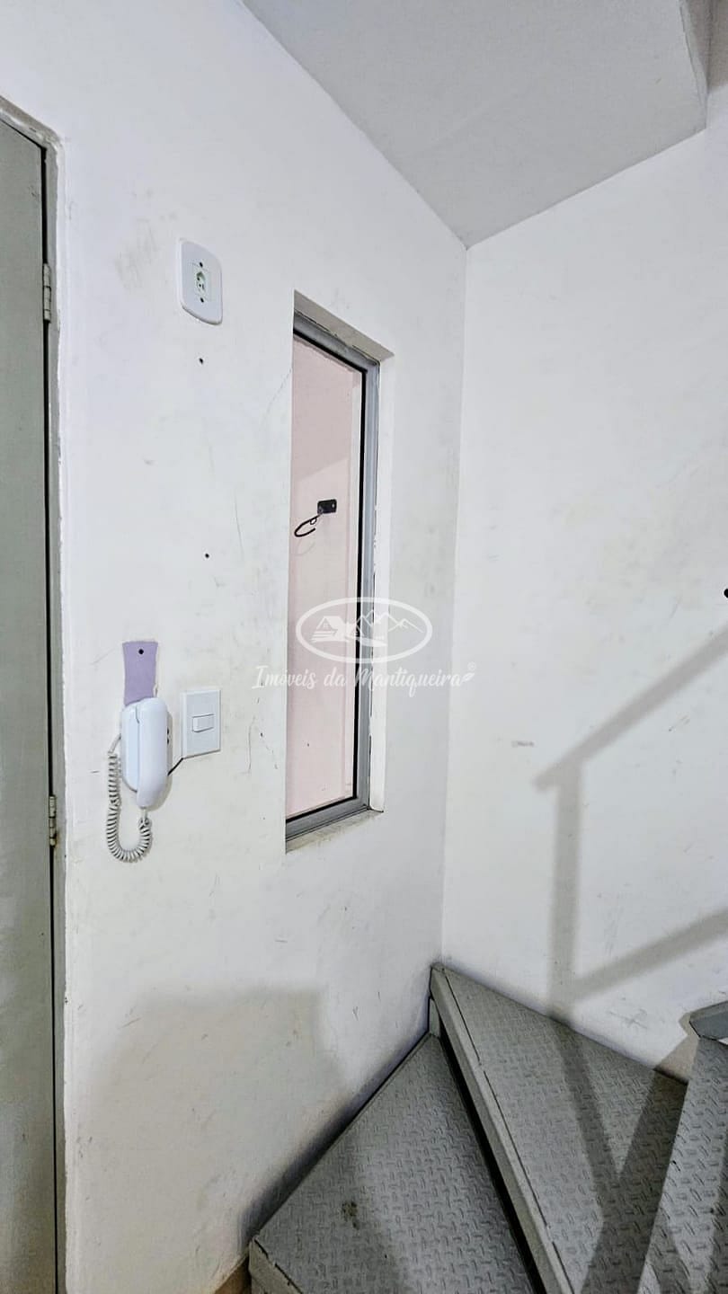 Casa à venda com 2 quartos, 70m² - Foto 36