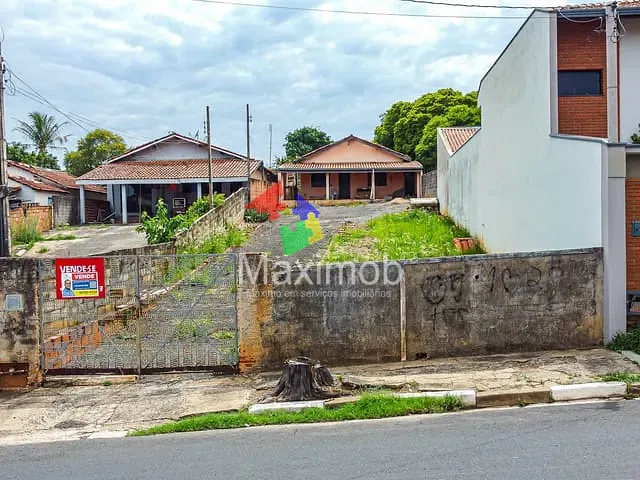 Casa com 525m² 2 quartos e 1 banheiro, à venda, no bairro Jardim Magali em Itapira