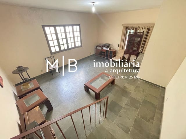 Casa com 1147m² 4 quartos e 3 banheiros, à venda, no bairro COLINAS em CATAGUASES