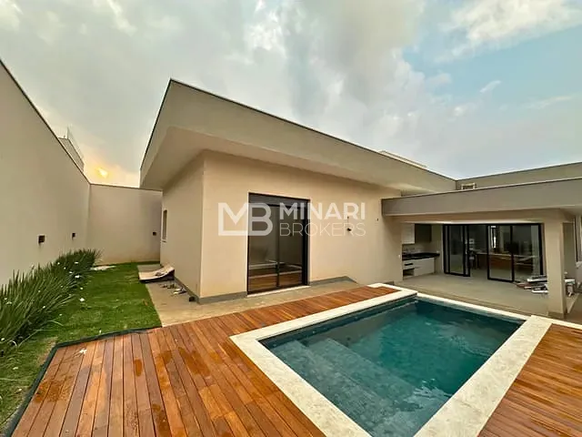 Casa com 490m² 4 quartos e 5 banheiros, à venda, no bairro Alphaville em Santana de Parnaíba