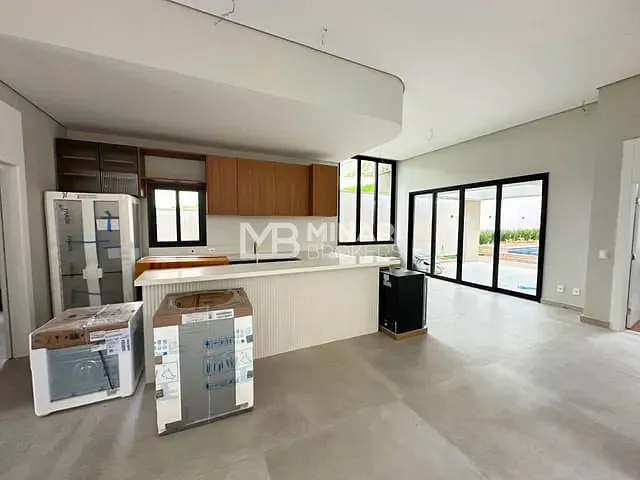 Casa com 490m² 4 quartos e 5 banheiros, à venda, no bairro Alphaville em Santana de Parnaíba