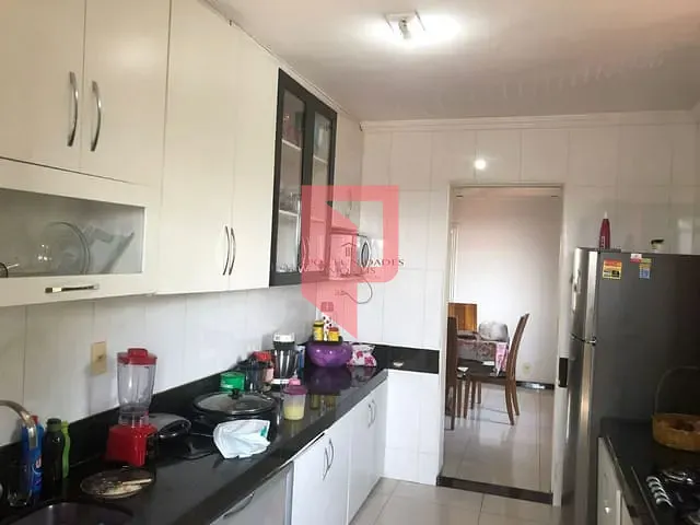 Casa 3 quartos e 2 banheiros, à venda, no bairro Jardim Laguna em Contagem