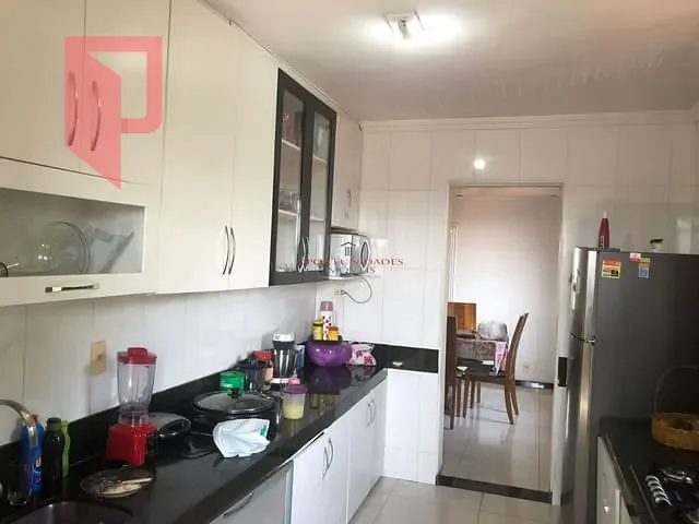 Casa 3 quartos e 2 banheiros, à venda, no bairro Jardim Laguna em Contagem