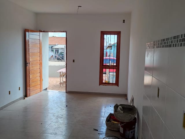 Casa com 70m² 2 quartos e 1 banheiro, à venda, no bairro Florida em Guaíba