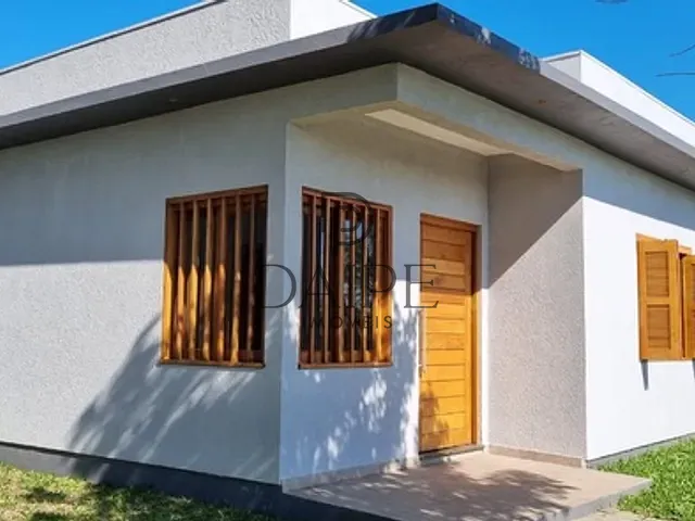 Casa com 110m² 2 quartos e 2 banheiros, à venda, no bairro Rainha do Mar em Xangri-Lá