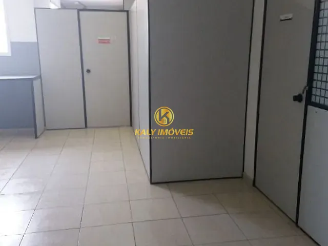 Casa à venda, no bairro Vila Curuçá em Santo André