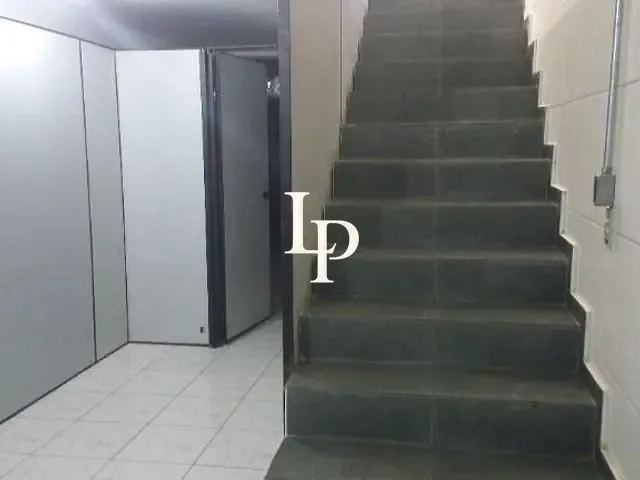 Casa à venda, no bairro Vila Curuçá em Santo André