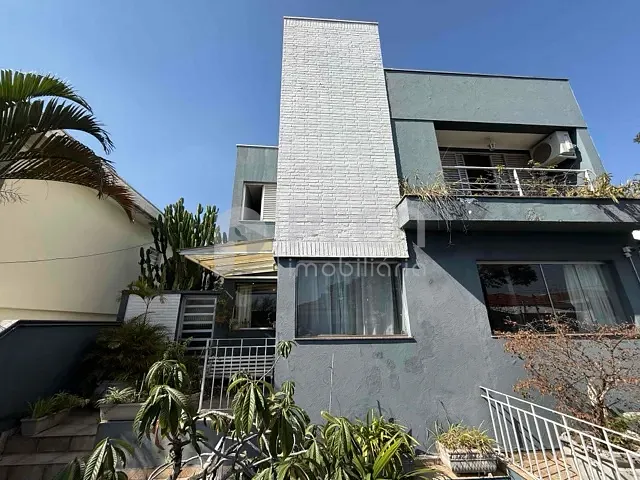 Sobrado com 156m² 5 quartos e 6 banheiros, à venda, no bairro Jardim Aeroporto em São Paulo