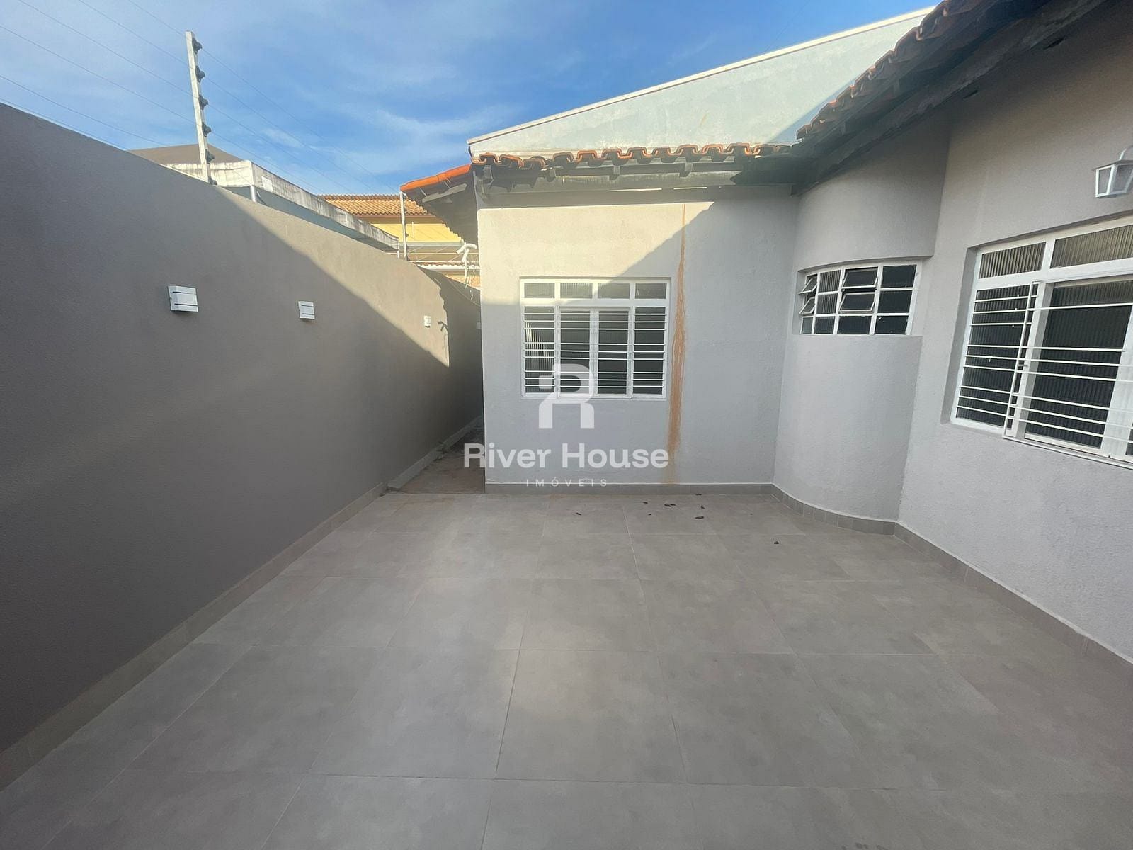 Casa para alugar com 5 quartos, 210m² - Foto 17