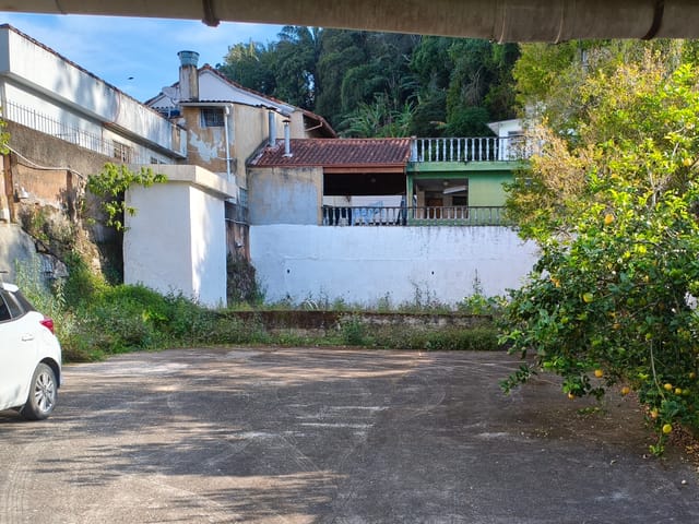 Casa com 800m² 4 quartos e 2 banheiros, à venda, no bairro Saldanha Marinho em Petrópolis