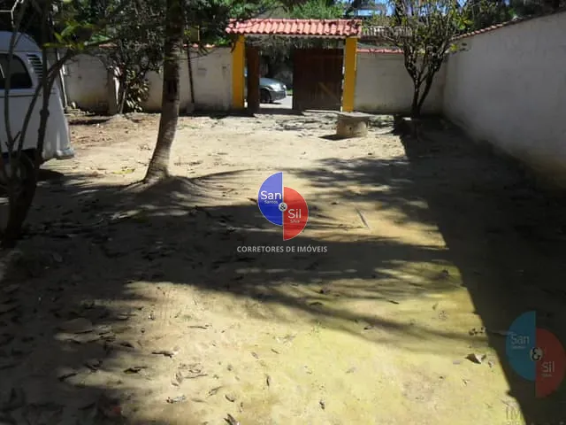 Casa com 600m² 3 quartos e 2 banheiros, à venda, no bairro Praia de Olaria (Guia de Pacobaíba) em Magé