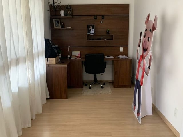 Casa com 433m² 3 quartos e 3 banheiros, à venda, no bairro Residencial Alvim em Juiz de Fora