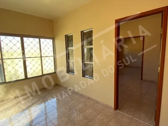 Casa 3 quartos e 2 banheiros, à venda, no bairro CENTRO em Chapadão do Sul