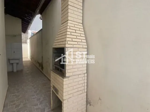 Casa com 200m² 3 quartos e 1 banheiro, para alugar, no bairro Jardim Portal da Mantiqueira em Andradas