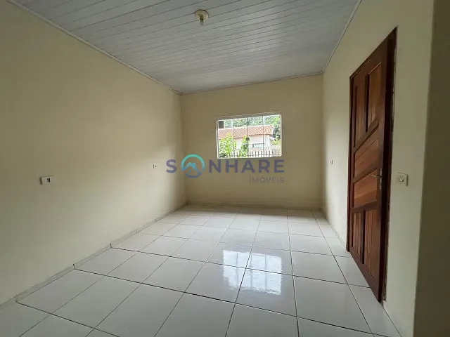 Casa 2 quartos e 1 banheiro, para alugar, no bairro Palmonari em Siqueira Campos