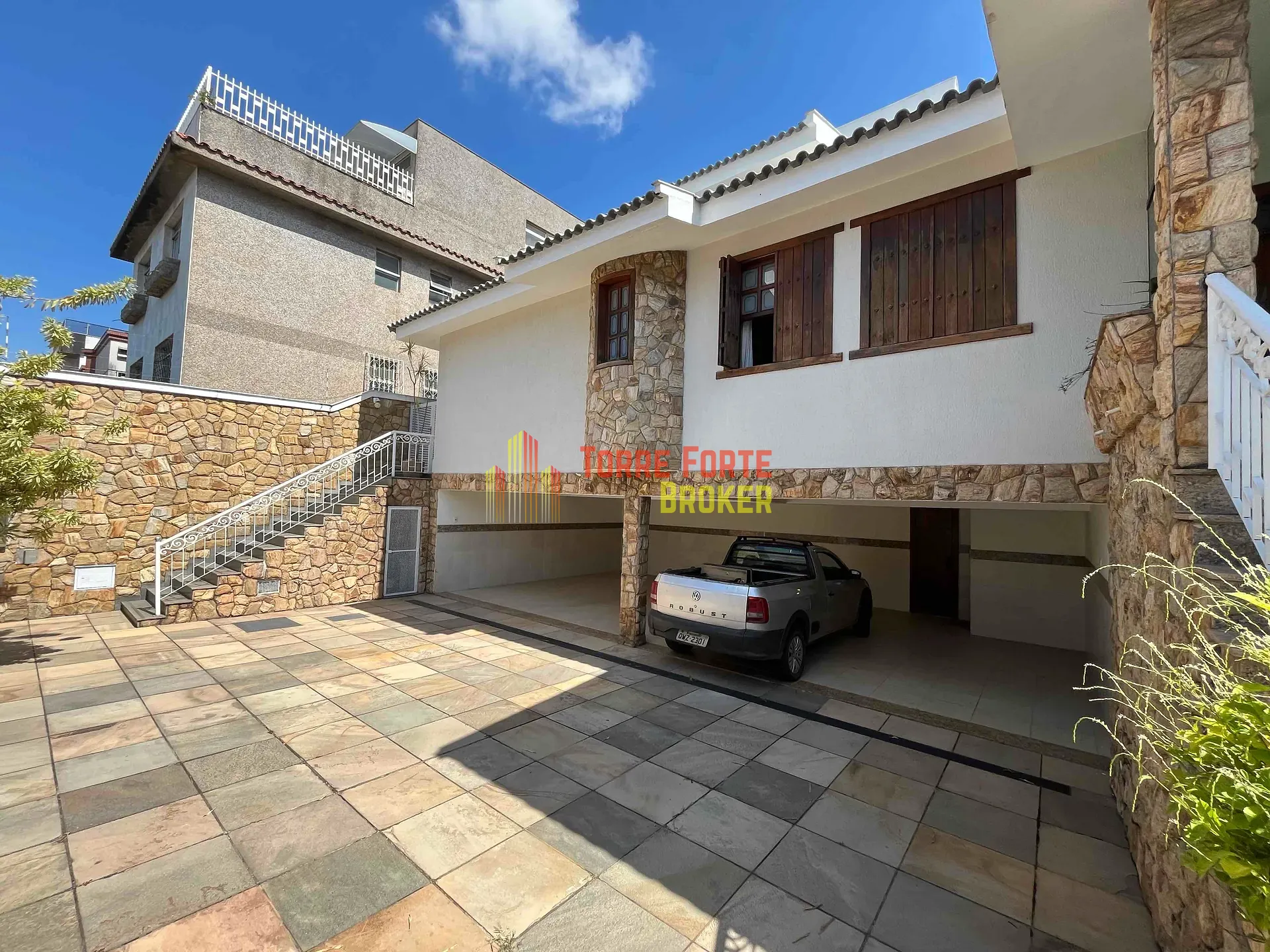 Casa, 5 quartos, 1008 m² - Foto 2