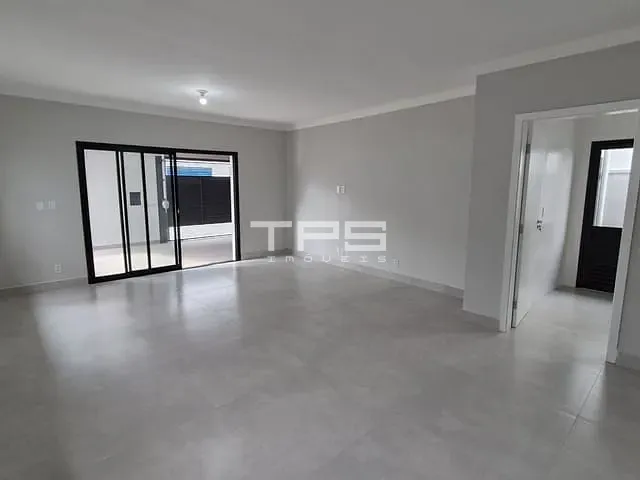 Casa com 250m² 3 quartos e 2 banheiros, à venda, no bairro Parque Residencial Beira Rio em Guaratinguetá