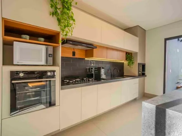 Casa com 362m² 3 quartos e 5 banheiros, à venda, no bairro Roncáglia em Valinhos