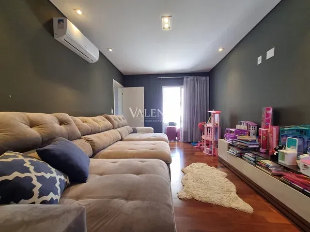 Casa 4 quartos e 5 banheiros, à venda, no bairro Jardim Novo Mundo em Jundiaí