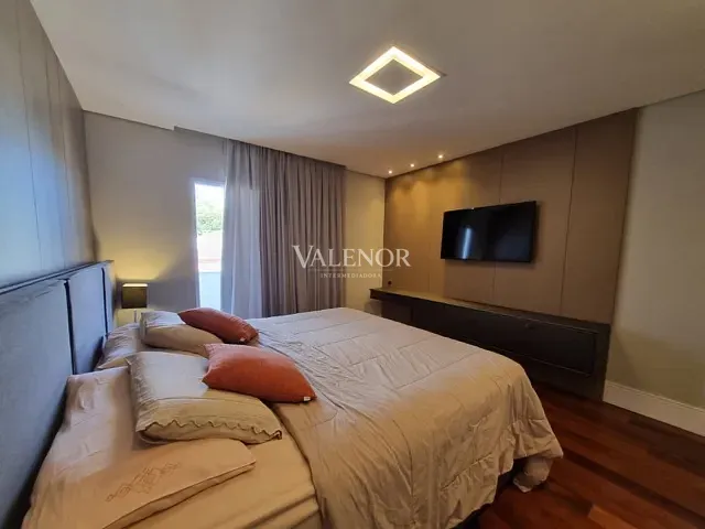 Casa 4 quartos e 5 banheiros, à venda, no bairro Jardim Novo Mundo em Jundiaí