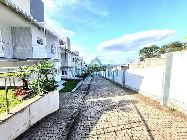 Casa com 120m² 3 quartos e 3 banheiros, à venda, no bairro Rondônia em Novo Hamburgo