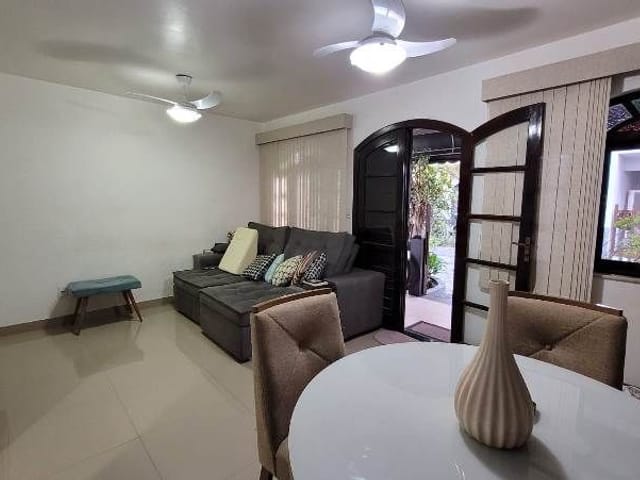 Casa com 1400m² 3 quartos e 3 banheiros, à venda, no bairro Braga em Cabo Frio