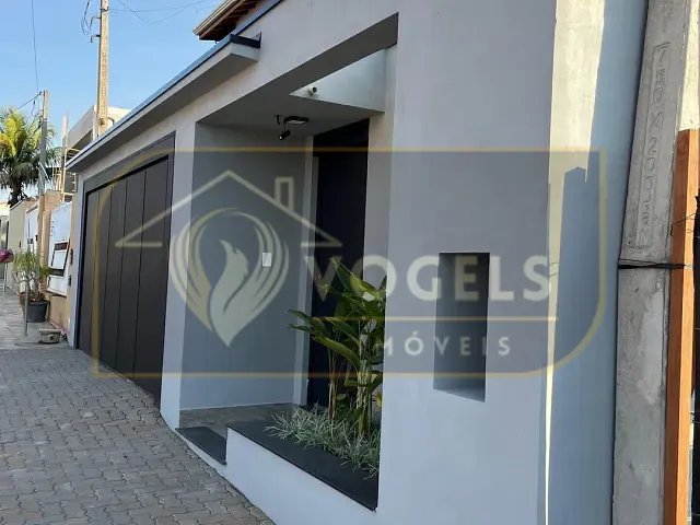 Casa 3 quartos e 2 banheiros, à venda, no bairro Parque Residencial Groot em Holambra