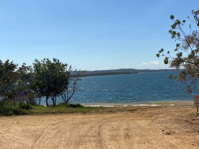 Casa com 735m² 3 quartos e 2 banheiros, à venda, no bairro zona rural em Abadiânia
