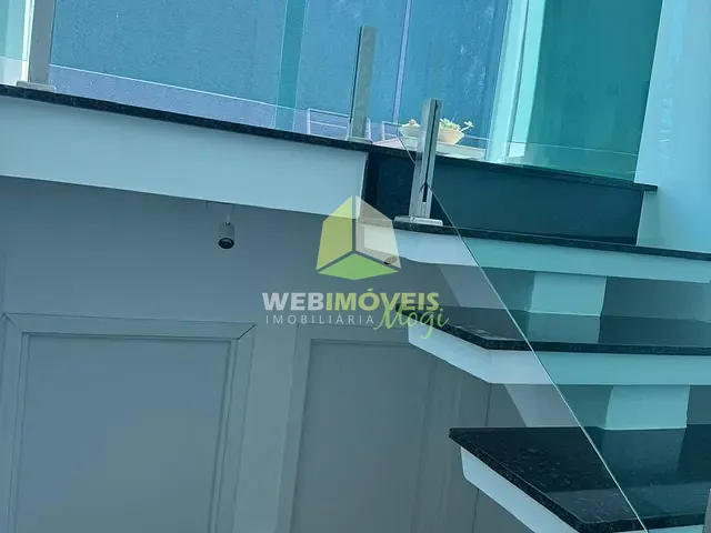 Casa com 150m² 3 quartos e 4 banheiros, à venda, no bairro Vila Oliveira em Mogi das Cruzes